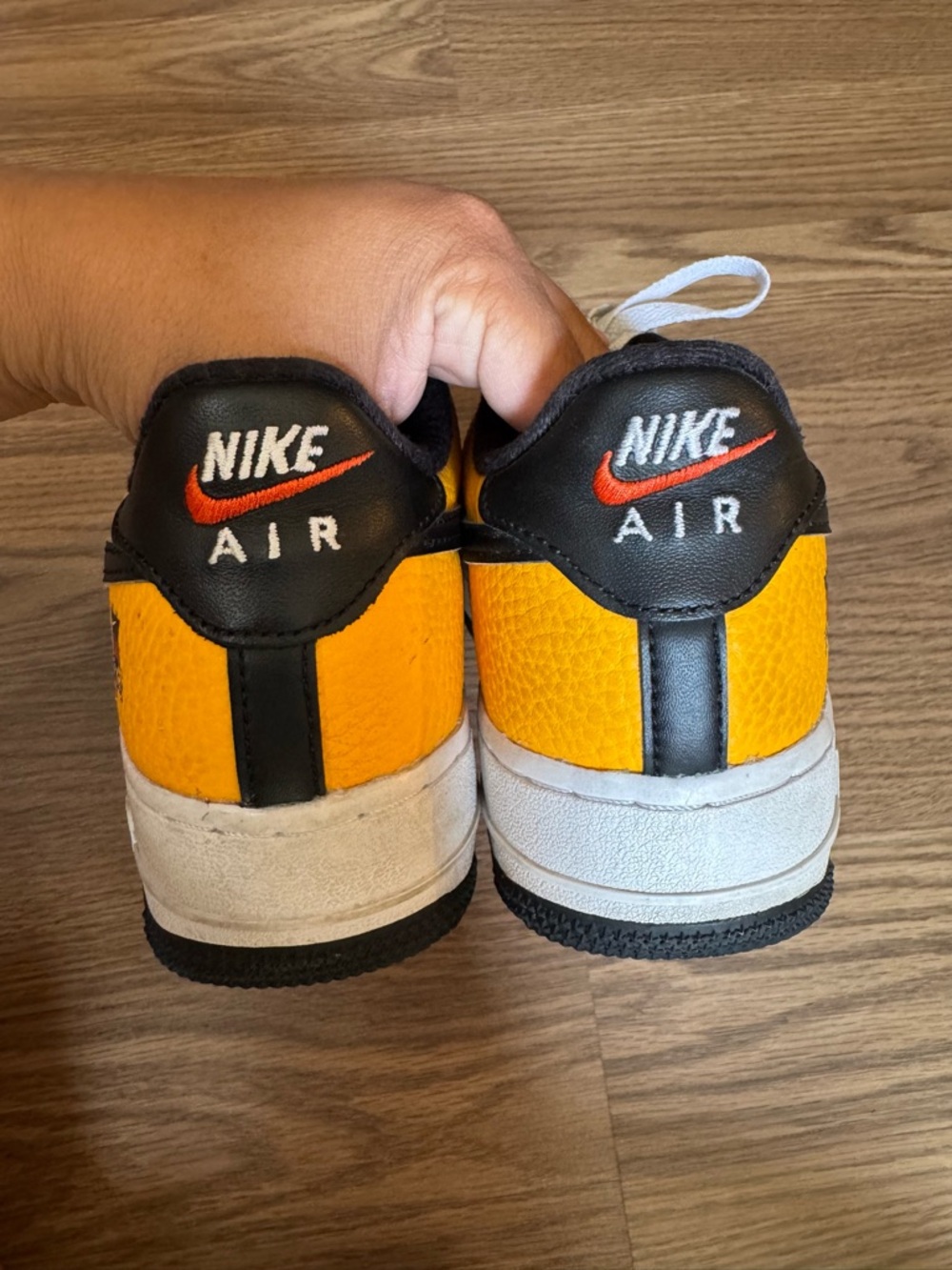 Nike Low-Top Sneakers in Yellow, Black & White - Picture 13 of 16